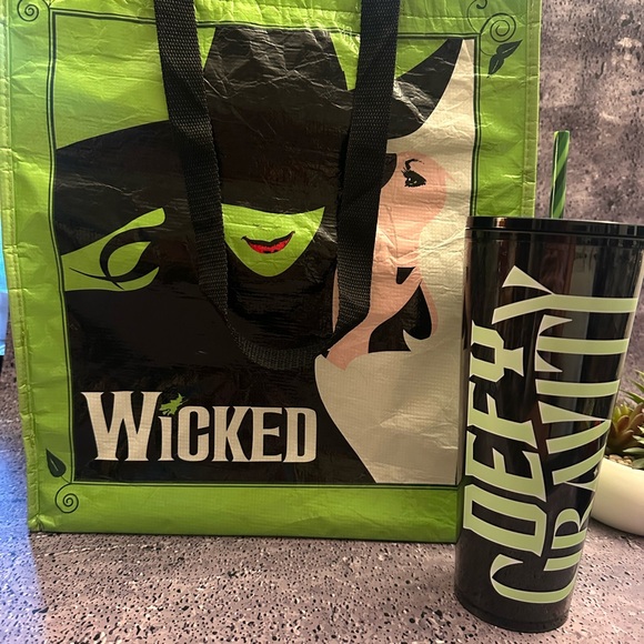 Wicked Tote Bag and Starbucks Coffee Gravity Tumbler - Picture 8 of 8
